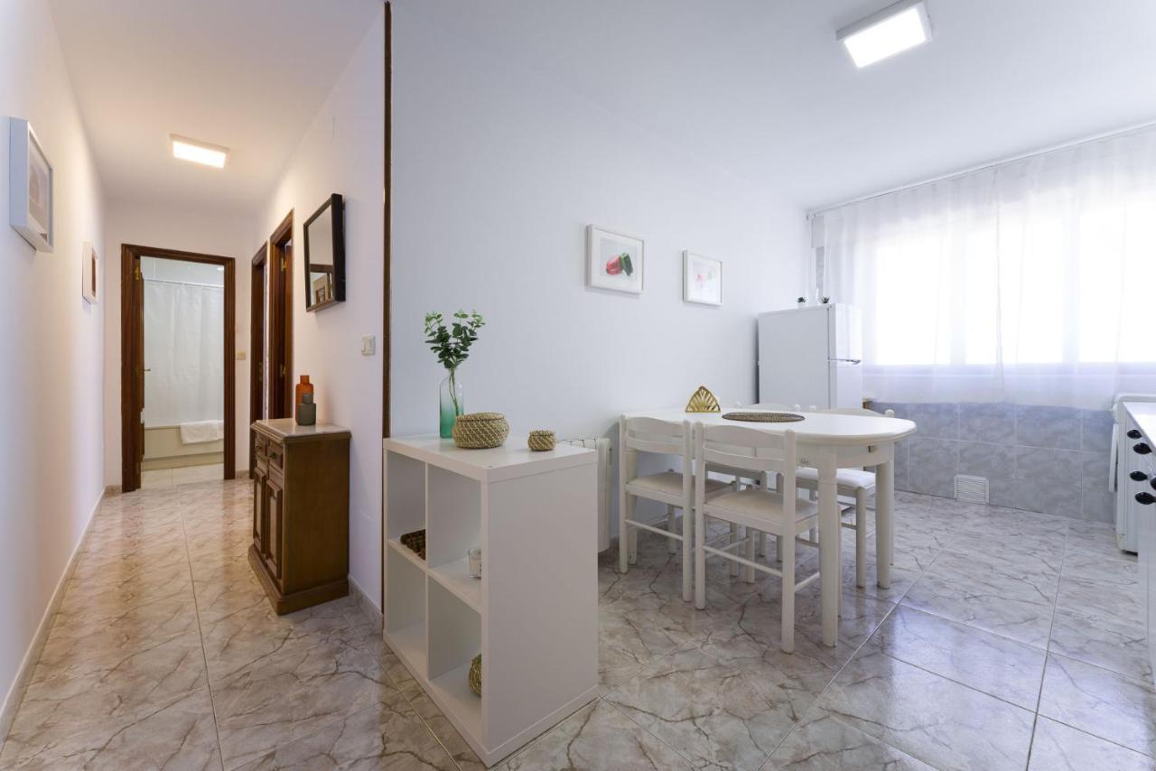 Apartamentos Luisa Arzúa Buitenkant foto